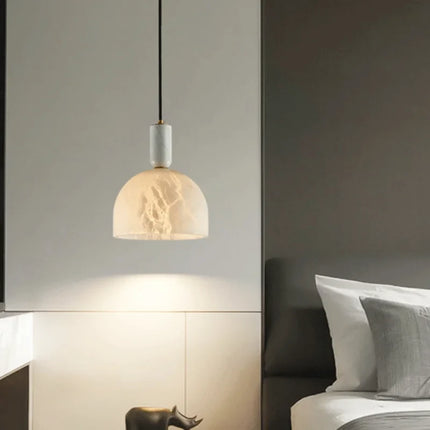 Suspension élégante en albâtre avec base en cuivre pour intérieur — LZ4X9Q2