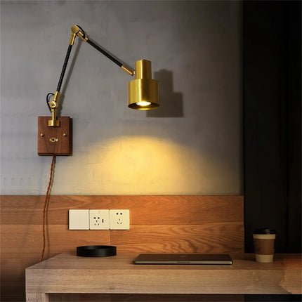 Applique murale vintage réglable en cuivre et bois pour intérieur — LZ4G7XQ