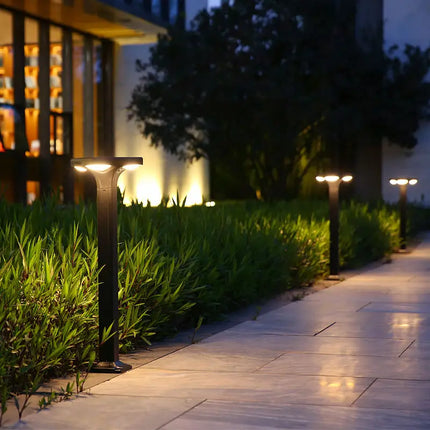 Lampadaire solaire LED étanche en silicium monocristallin pour jardin — LZ4X9P2