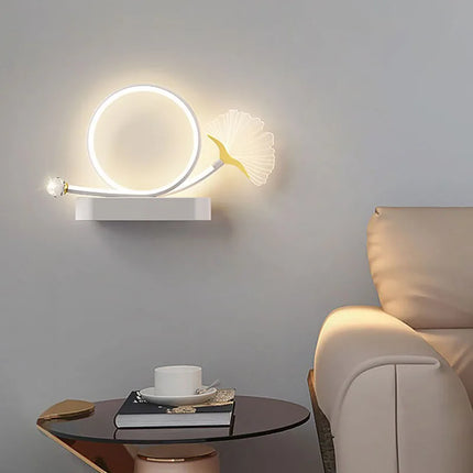 Applique murale LED au design moderne pour décoration intérieure élégante — LZ4P9XQ