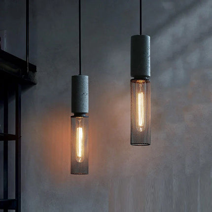 Suspension industrielle en béton avec abat-jour en fer — LZ4X9P