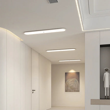 Plafonnier LED ultra-mince avec détecteur de présence — LZ4X9Q2