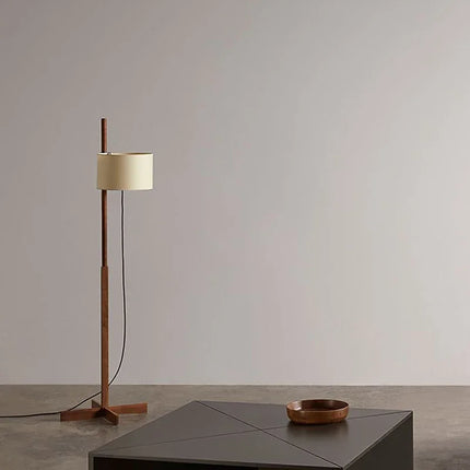 Lampadaire nordique en bois massif avec abat-jour tissu LED — LZ4P9X