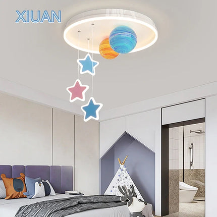 Lustre créatif en verre coloré forme planète et étoile pour école maternelle — LZ4XJ9