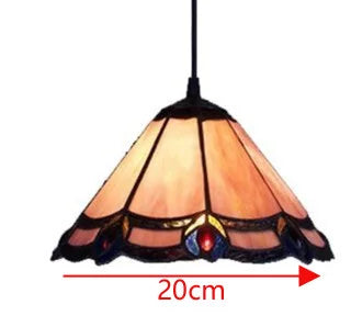Lustre style vitrail Tiffany méditerranéen pour intérieur raffiné — LZ4X9P2Q