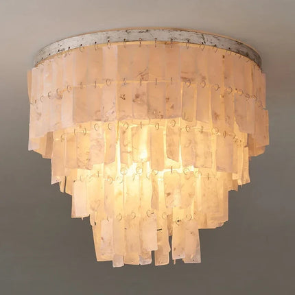 Lustre rétro en coquillage pour décoration intérieure élégante — LZ4X9T2