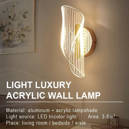 Applique murale LED design moderne en acrylique or et noir pour chambre et couloir — LZ4X9P2