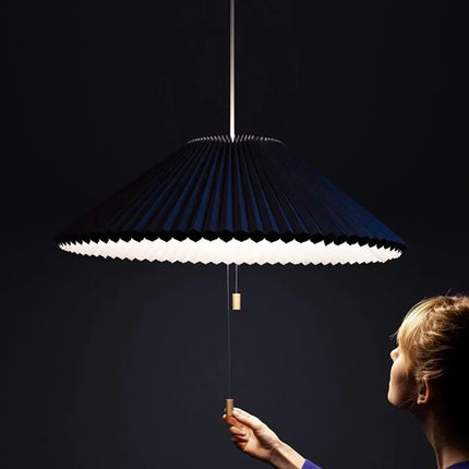 Suspension luminaire forme parapluie déformé pour salon et salle à manger — LZ4X9T