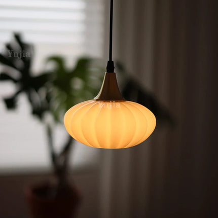 Suspension en verre au design japonais et scandinave pour intérieur élégant — LZ4X9P2N
