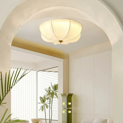 Plafonnier LED pour ambiance chaleureuse et romantique — LZ4X9QJ