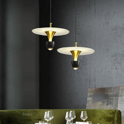 Suspension design moderne OVNI pour espaces intérieurs lumineux — LZ4X9T