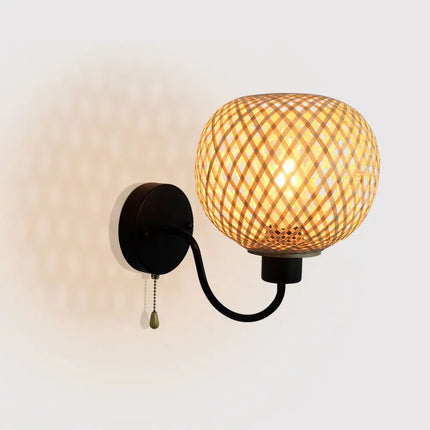 Applique murale en bambou tissé à la main avec interrupteur LED intégré — LZ4X9M