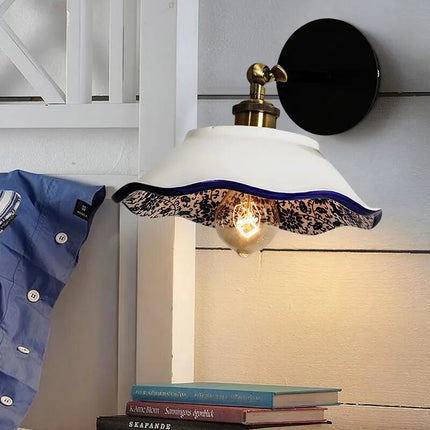 Applique murale en porcelaine bleu et blanc au design moderne — LZ4X9P