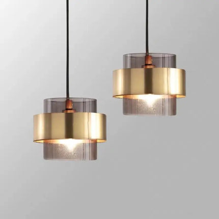 Suspension en verre avec abat-jour en fer forgé pour restaurant et café — LZ4D9XJ