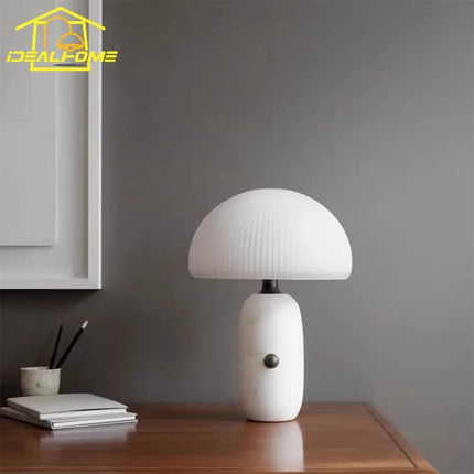 Lampe de bureau en marbre à éclairage LED design minimaliste — LZ4X9T2