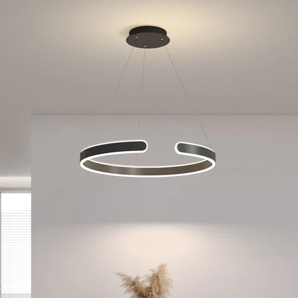 Lustre moderne pour éclairage intérieur élégant — LZ4X9T2
