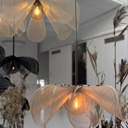 Lustre nordique simple style japonais avec décoration florale — LZ4P9XQ