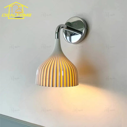 Applique murale design italien moderne pour intérieur — LZ4X9T2
