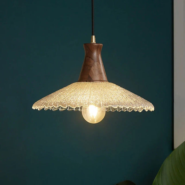 Lustre suspension en laiton et verre pour décoration intérieure — LZ4X9P