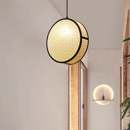 lustre créatif en rotin tissé pour décoration intérieure élégante
