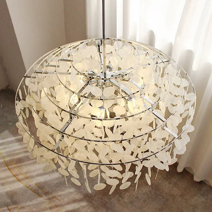 Lustre coquillage style français pour intérieur élégant — LZ4X9T2