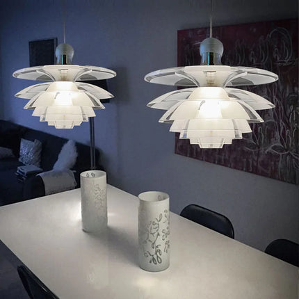 Suspension nordique en verre forme pommes de pin — LZ4X9T