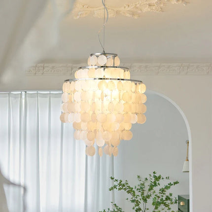 Lustre coquillage romantique avec carillon éolien style nordique — LZ4X9P2Q