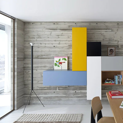 Lampadaire italien au design artistique pour intérieur élégant — LZ4X9QJ