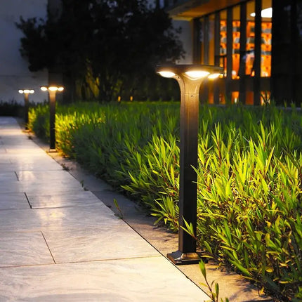 Lampadaire solaire LED étanche en silicium monocristallin pour jardin — LZ4X9P2