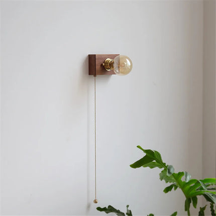 Applique murale vintage en noyer avec interrupteur à tirette — LZ4X9P2Q