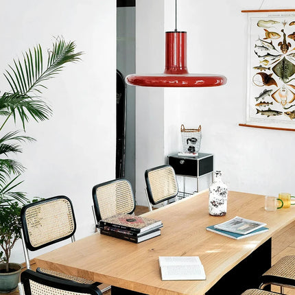 Suspension rouge en forme de soucoupe volante style nordique vintage — LZ4X9M