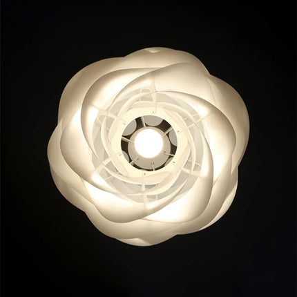Lustre suspension nordique pétales en PVC avec ampoule incluse — LZ4Q7N2