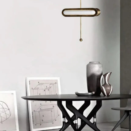 Suspension minimaliste au design moderne pour intérieur élégant — LZ4X9Q2