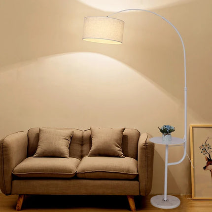 Lampadaire moderne au design nordique pour intérieur — LZ4X9T2