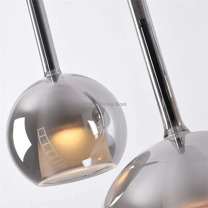 Lustre italien de luxe en bulles de verre pour restaurant — LZ4X9TQ