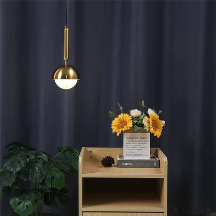 Suspension en fer au design moderne avec éclairage LED intégré — LZ4T9Q2
