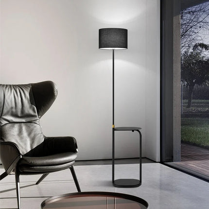 Lampadaire minimaliste avec interrupteur à pied multifonction — LZ7XQ2