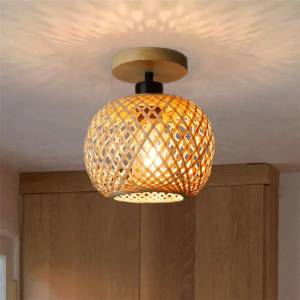 Plafonnier artisanal en bambou tressé et tissé — LZ4M7Q2