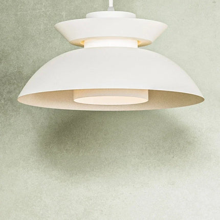 Suspension design danois moderne style wabi-sabi pour intérieur contemporain — LZ4X9T2
