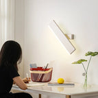 1067 Marron L31x7cm / Blanc froid (5 500-7 000 K).
