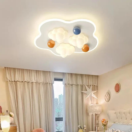 Plafonnier créatif ciel et nuages pour chambre d'enfant chaleureux — LZ4X9T