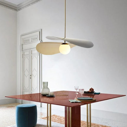 Suspension en métal et verre au design épuré — LZ4X9T