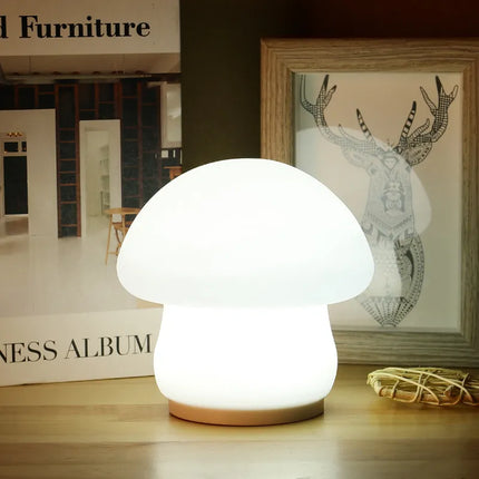 Veilleuse champignon LED tactile à batterie pour chambre bébé — LZ4D9X2