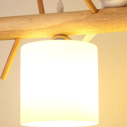 Lustre en bois massif avec oiseaux sculptés — LZ4P9XQ