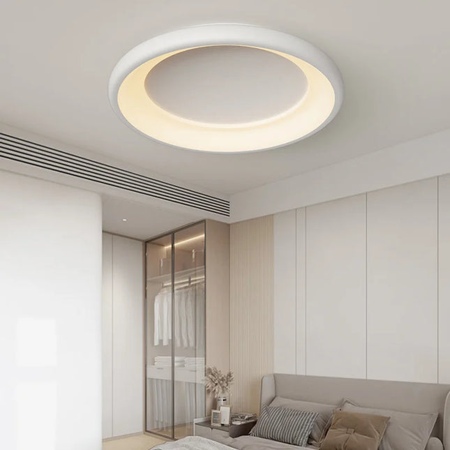 Plafonnier rond moderne avec anneau décoratif extérieur — LZ4X9T2