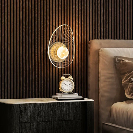 Applique murale LED design moderne en acrylique or et noir pour chambre et couloir — LZ4X9P2