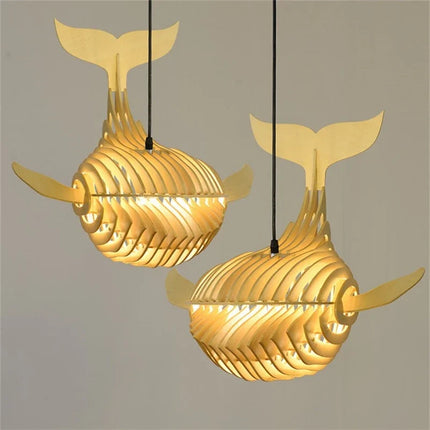 Suspension artistique en bois forme baleine — LZ4X9P2