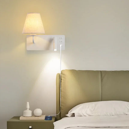 Applique murale LED nordique moderne avec interrupteur USB pour hôtel — LZ4X9P2