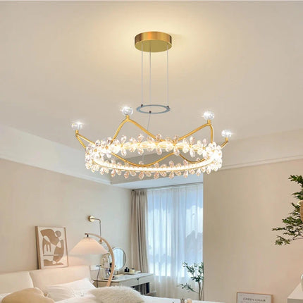 Lustre en cristal avec couronne dorée et étoile pour décoration enfant — LZ4X9P2