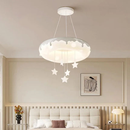 Plafonnier en forme de beignet pour chambre d’enfant, design chaleureux — LZ4X9P